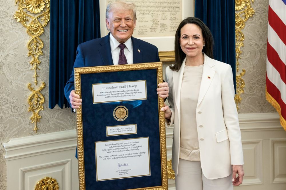 Trump recebe medalha do Nobel da Paz de María Corina durante encontro na Casa Branca