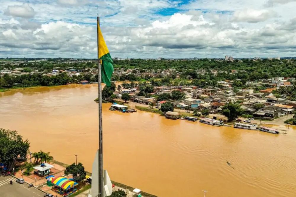 Rio Acre ultrapassa nível de inundação em Rio Branco e apresenta sinais de recuo