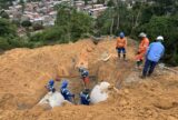 Erosão no conjunto Canaranas recebe obra de contenção e drenagem