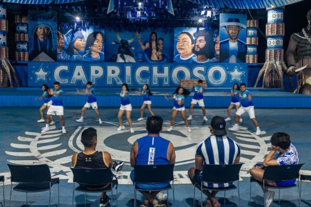 Caprichoso escolhe coreografia da toada da Rainha do Folclore