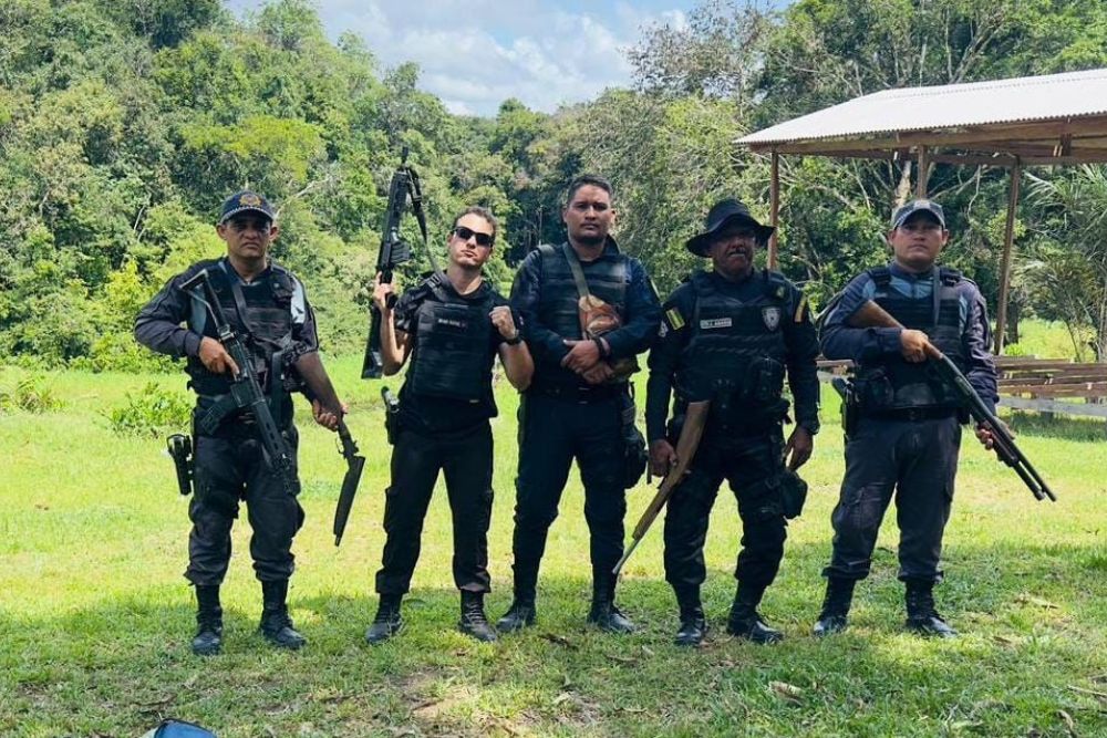 Polícia prende homem por posse ilegal de armas durante operação no interior do Amazonas