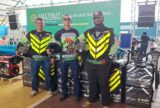 Projeto beneficia 50 motofretistas com kits de segurança no interior do AM