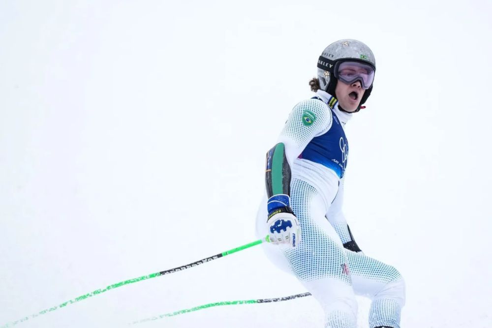 Lucas Pinheiro Braathen larga entre os primeiros no slalom e busca novo pódio na Itália