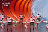Robôs humanoides chineses encantam público em espetáculo do Ano Novo Lunar