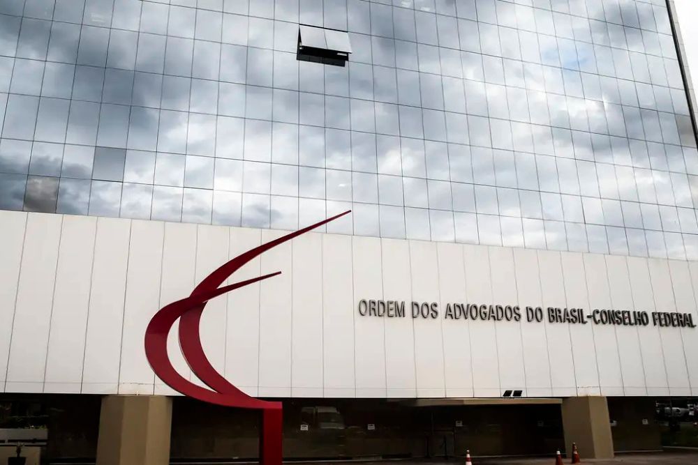 OAB critica duração indefinida e pede ao STF encerramento do inquérito das fake news OAB critica duração indefinida e pede ao STF encerramento do inquérito das fake news