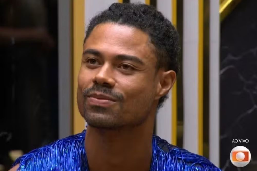 Breno é escolhido como Exilado e passa a viver isolado no BBB 26 Breno é escolhido como Exilado e passa a viver isolado no BBB 26