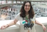 Brasileira conquista prêmio internacional de biologia quântica aos 20 anos