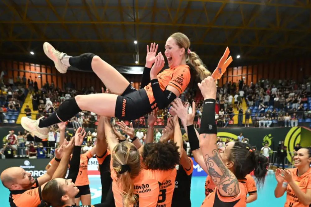 Osasco é campeão da Copa Brasil de vôlei feminino