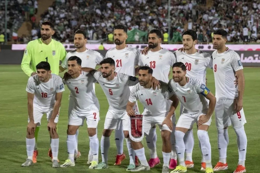 Ir&atilde; anuncia boicote &agrave; Copa do Mundo de 2026 ap&oacute;s ataques que mataram l&iacute;der supremo