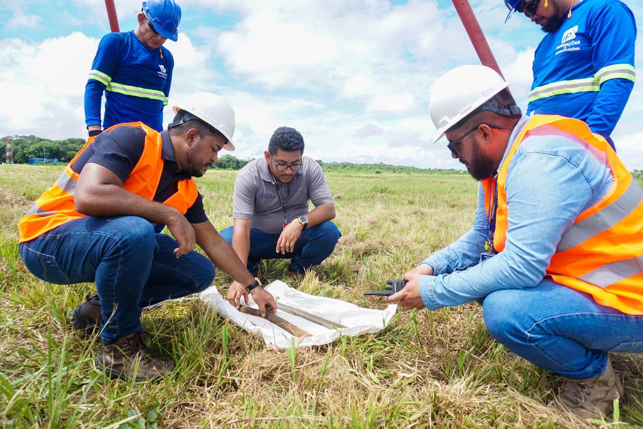 Parintins realiza estudo de solo no aeroporto