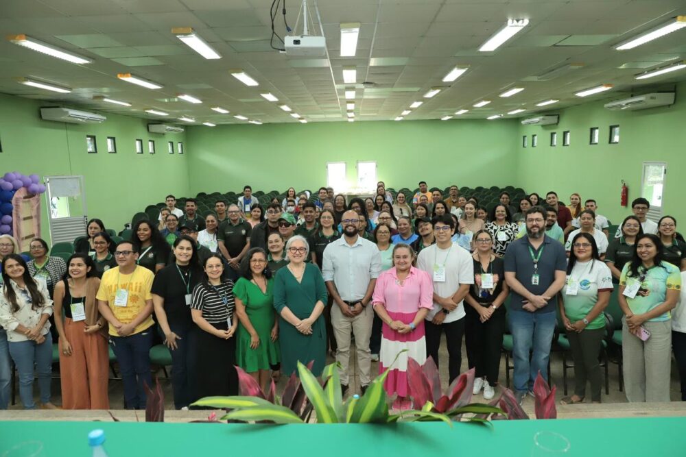Parintins inicia curso de educação ambiental para professores
