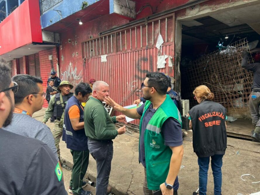 Fiscalização mira sucatarias e combate descarte irregular de resíduos na zona Leste de Manaus