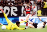 Corinthians empata com Flamengo e perde chance de vencer em casa