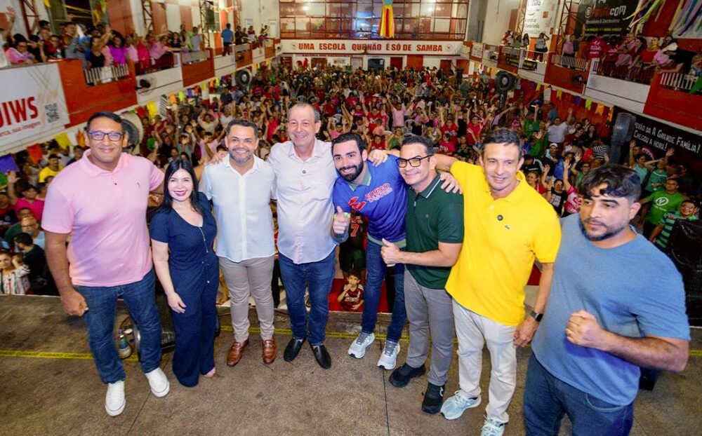 Omar Aziz reúne lideranças e amplia apoios na zona leste