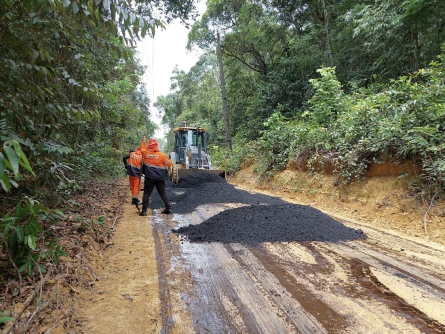 Trecho de Ramal do Dantas é pavimentado e marca avanços na zona rural de Manaus