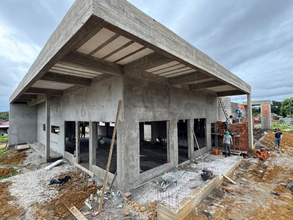Parintins avança com obra de UBS no Mocambo Parintins avança com obra de UBS no Mocambo