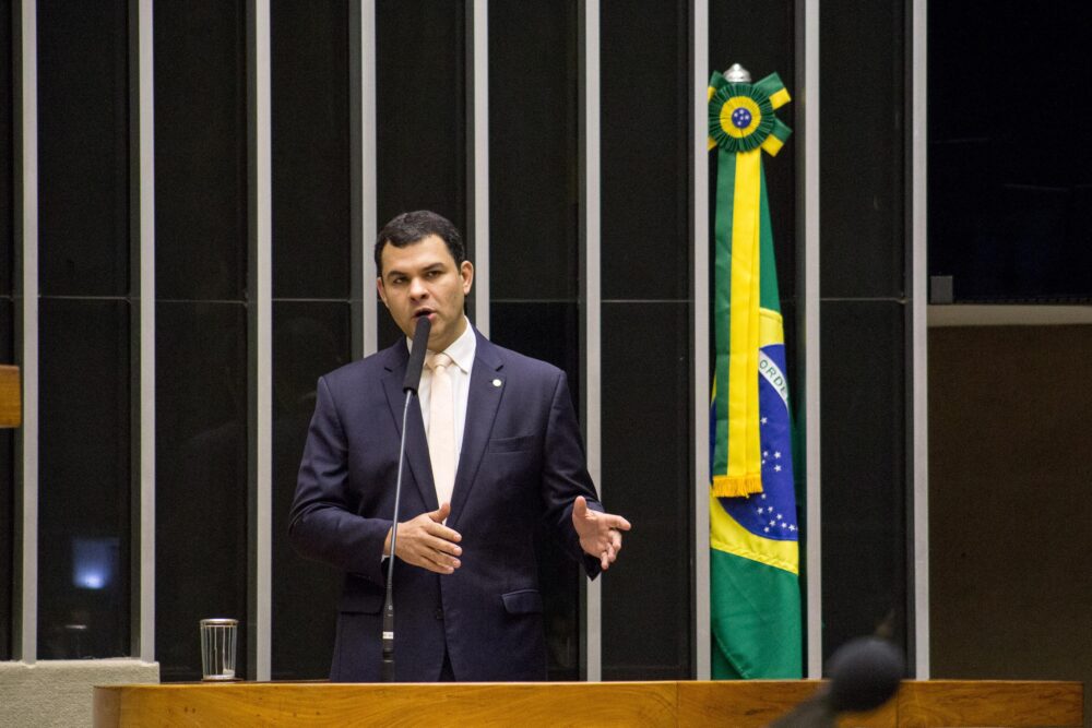 Câmara acelera projeto sobre pensão para doença rara