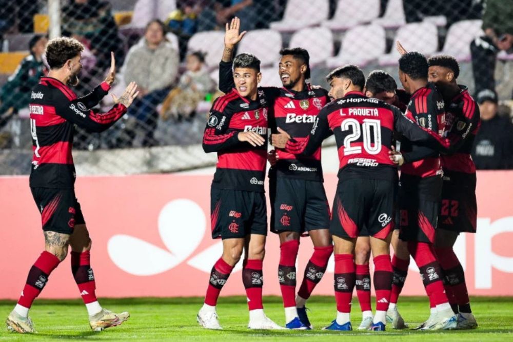 Flamengo supera Cusco FC e estreia com vit&oacute;ria na Libertadores