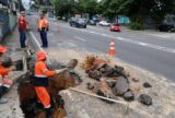 Rede de drenagem é recuperada após cratera se abrir em avenida de Manaus