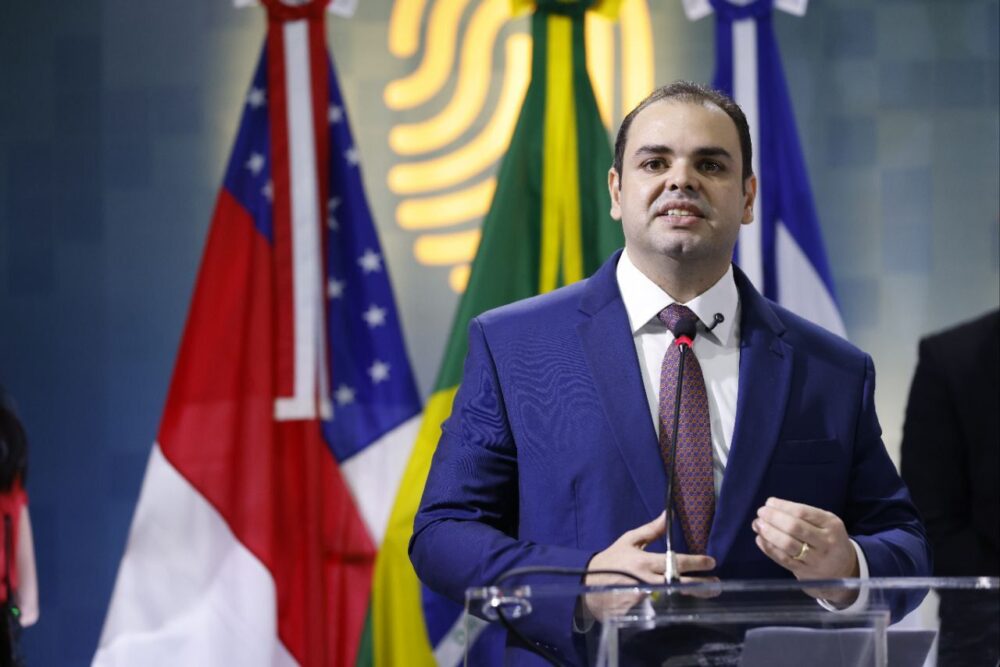 Roberto Cidade ressalta avanço da cidadania no interior durante abertura do ‘Registre-se em Manaus’