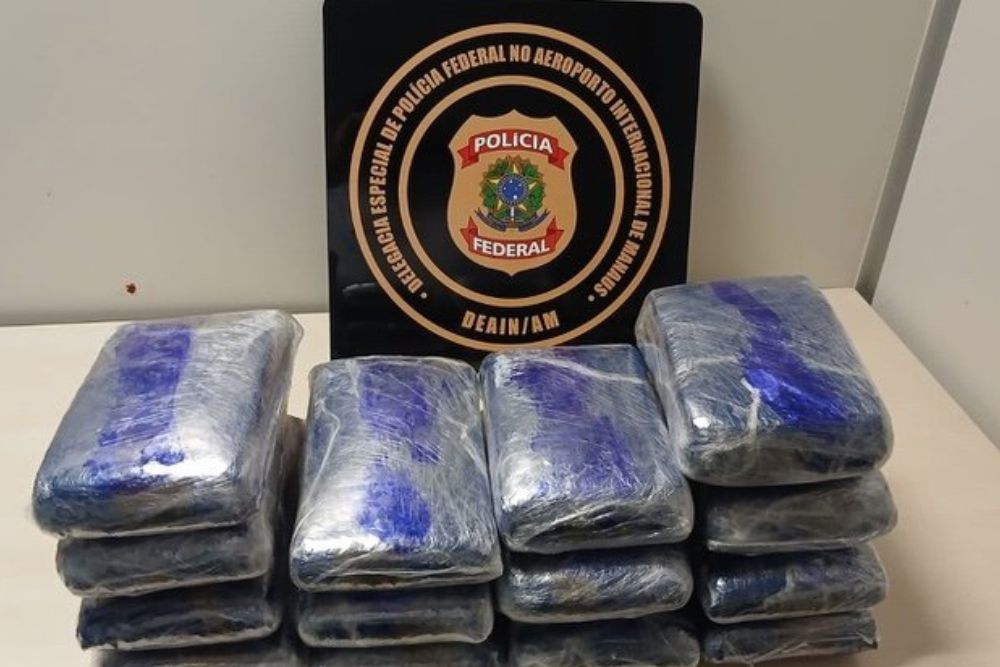 Pol&iacute;cia Federal prende homem com 16,5 kg de maconha no Aeroporto Eduardo Gomes