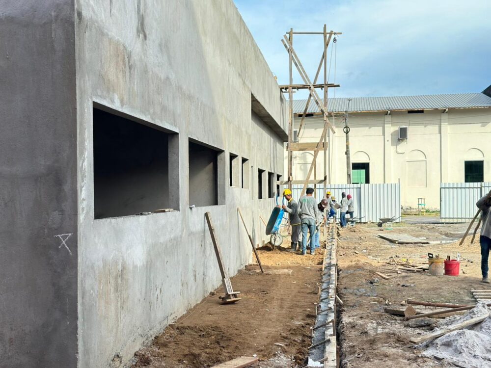 Obras da Central do SAMU avan&ccedil;am em Parintins