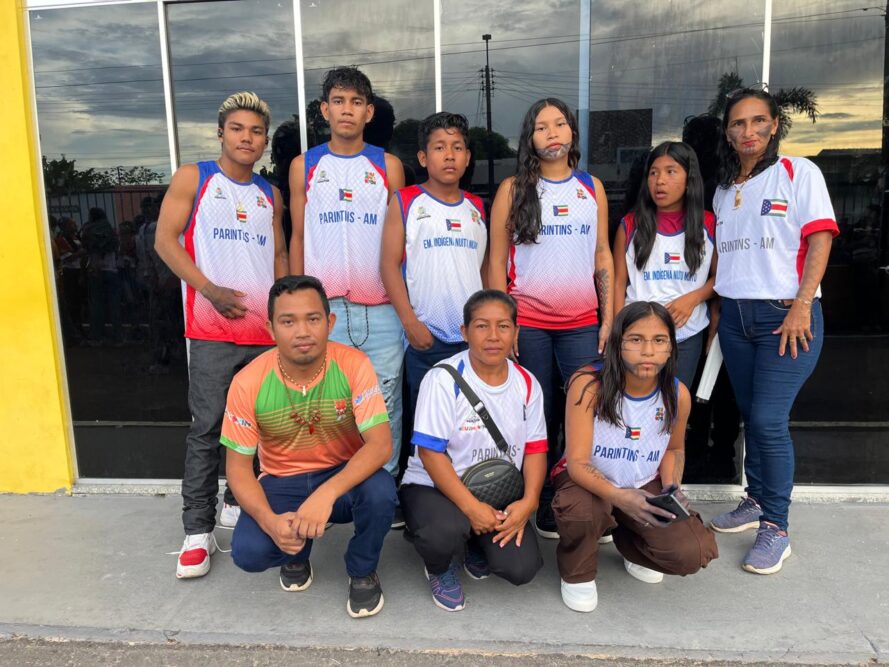 Parintins: indígenas levam cultura à Arena Rubem dos Santos