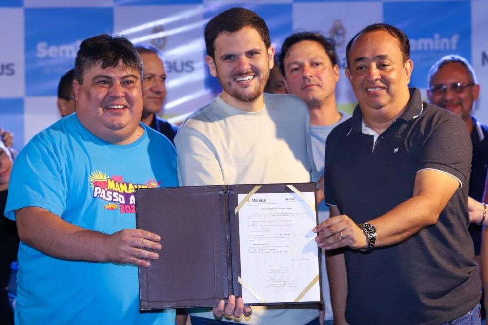 Renato Junior inicia gestão em Manaus com ordem de serviço para revitalização do loteamento Castanheira