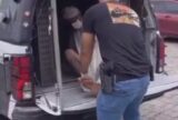 Suspeito de emboscada que resultou em morte é liberado do hospital e levado para depor em Manaus