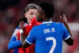 Uefa pune atleta do Benfica com seis jogos por ofensa a Vini Jr. na Champions