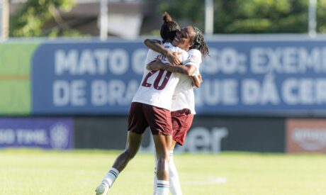 Fluminense derrota Mixto-MT por 2 a 0