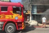 Incêndio atinge loja na Avenida Brasil e mobiliza comerciantes na zona norte de Manaus