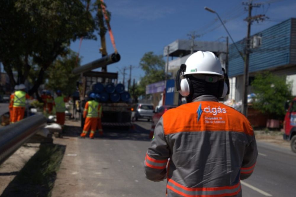 Obras do Gasoduto Norte-Leste avançam em quatro avenidas de Manaus