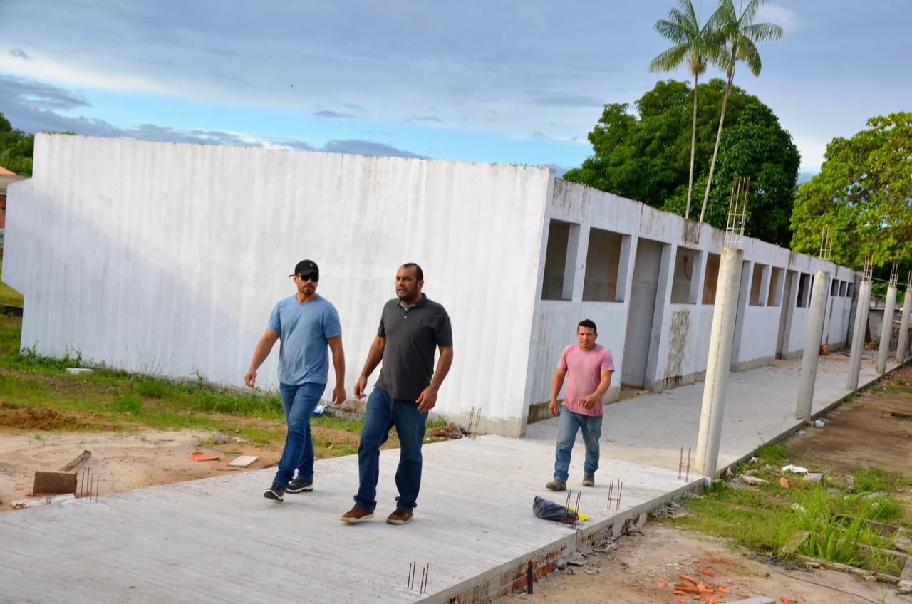 Escola e ginásio avançam no Paulo Corrêa