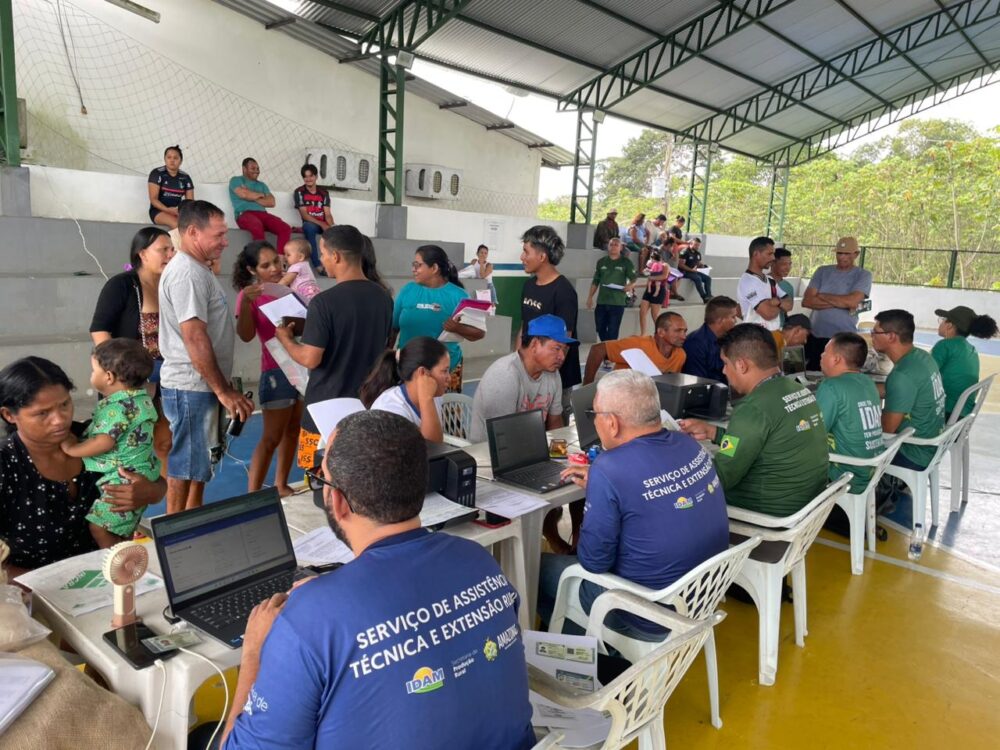 A&ccedil;&atilde;o itinerante beneficia mais de 100 fam&iacute;lias rurais em Manacapuru