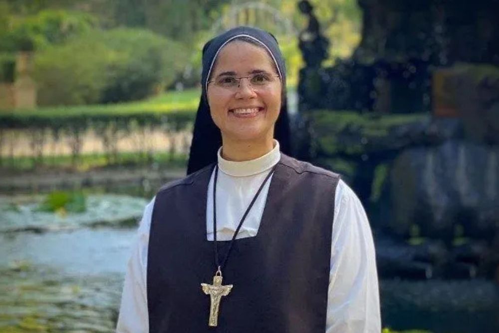 Freira brasileira morre após salvar religiosas de afogamento na Itália