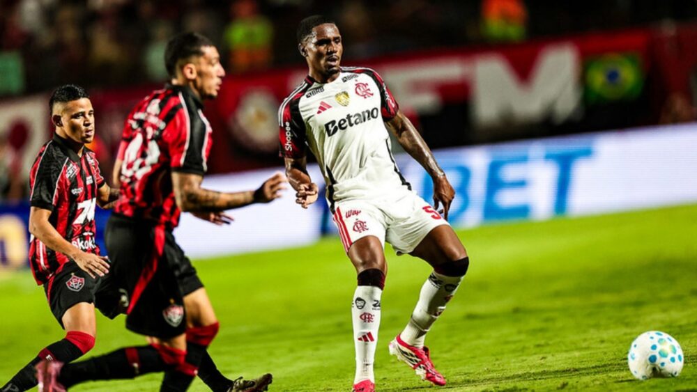 Vitória mostra eficiência e elimina Flamengo da Copa do Brasil