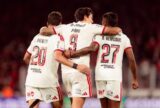 Brasileirão: Flamengo empata com Athletico-PR e vê Palmeiras ampliar vantagem