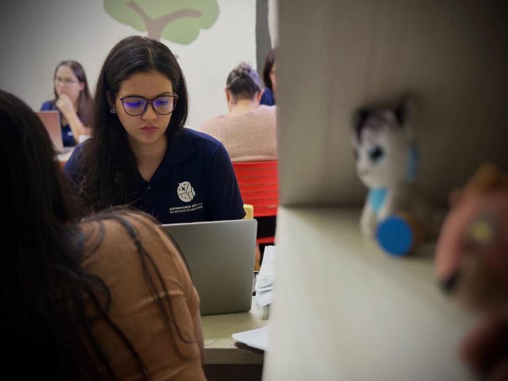 Maio Laranja: Defensoria amplia ações de apoio a vítimas de violência sexual infantil no Amazonas Maio Laranja: Defensoria amplia ações de apoio a vítimas de violência sexual infantil no Amazonas