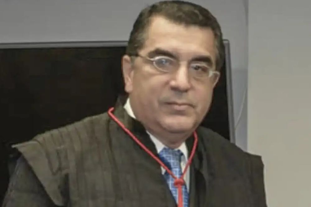 Desaparecido há mais de um mês, juiz federal é encontrado morto Desaparecido há mais de um mês, juiz federal é encontrado morto