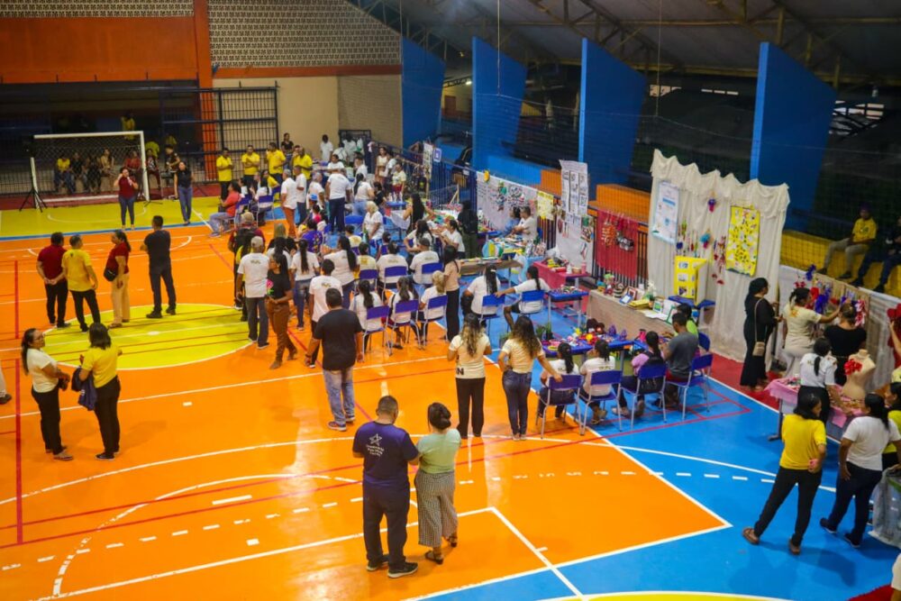 Mostra da EJA destaca empreendedorismo em Parintins