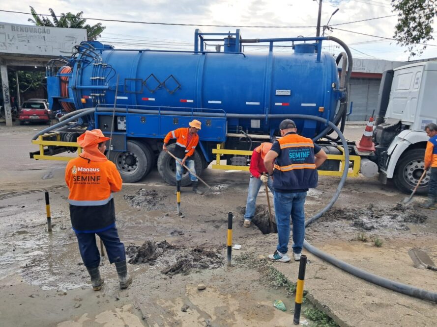 Prefeitura intensifica limpeza de drenagem no bairro Tarumã durante plantão operacional