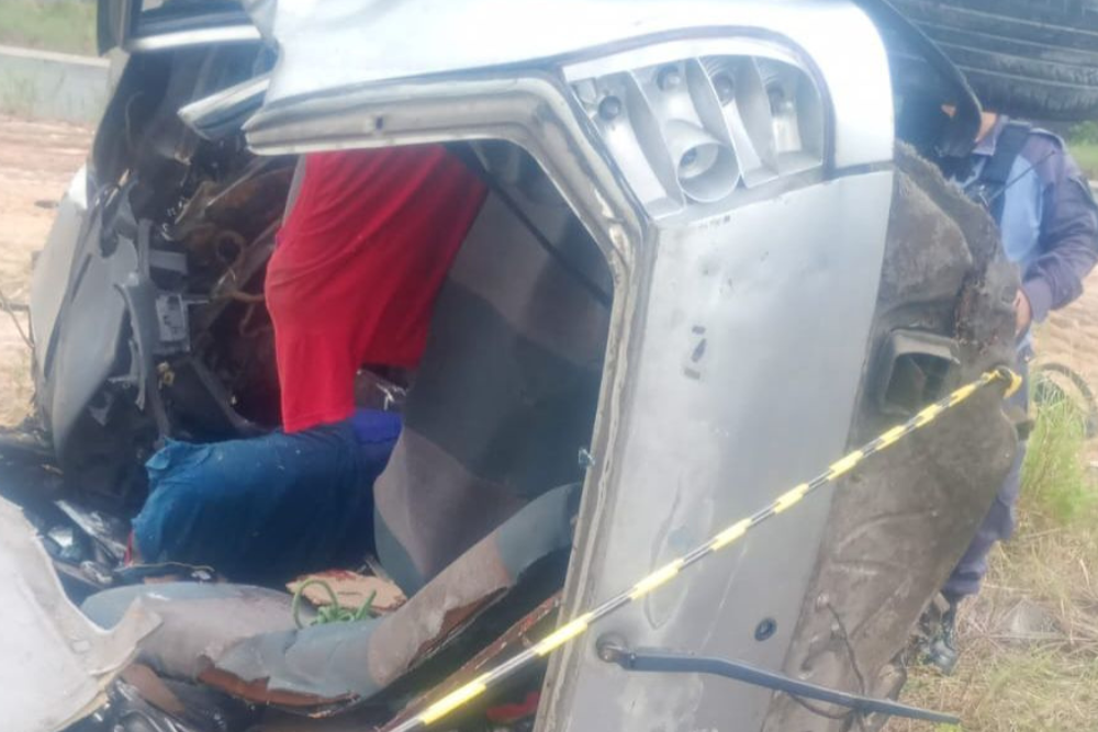 Acidente entre carros mata homem na zona Norte de Manaus