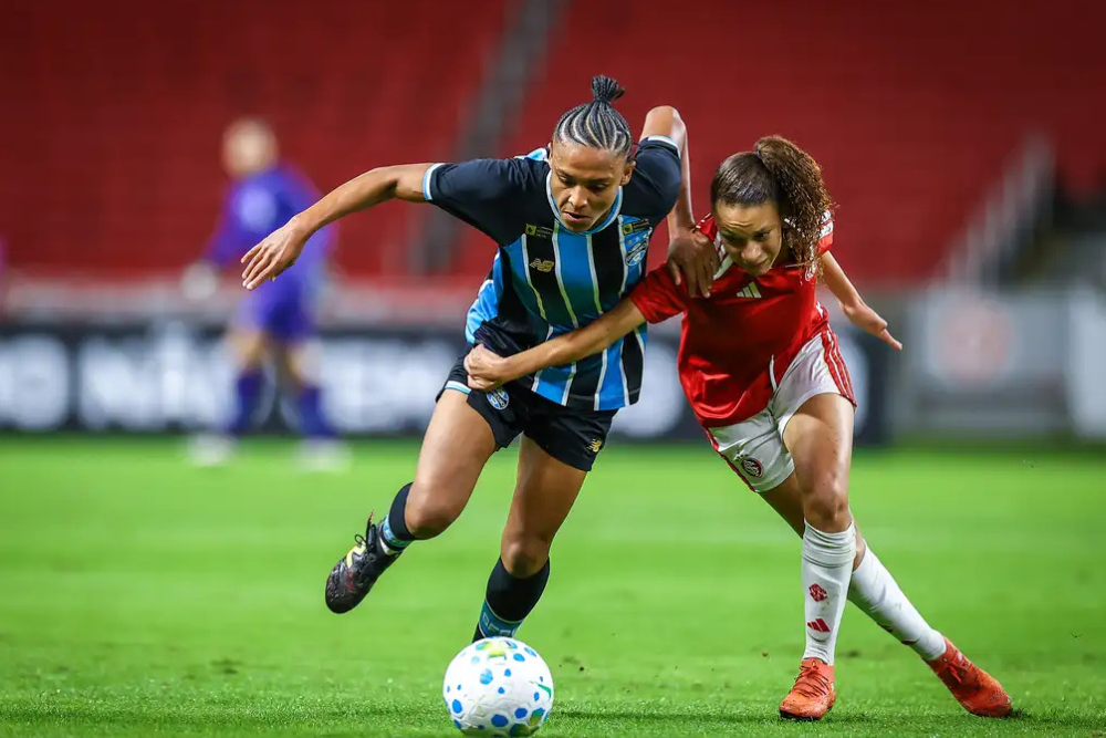 Nos pênaltis, Inter elimina Grêmio e segue na Copa do Brasil Feminina