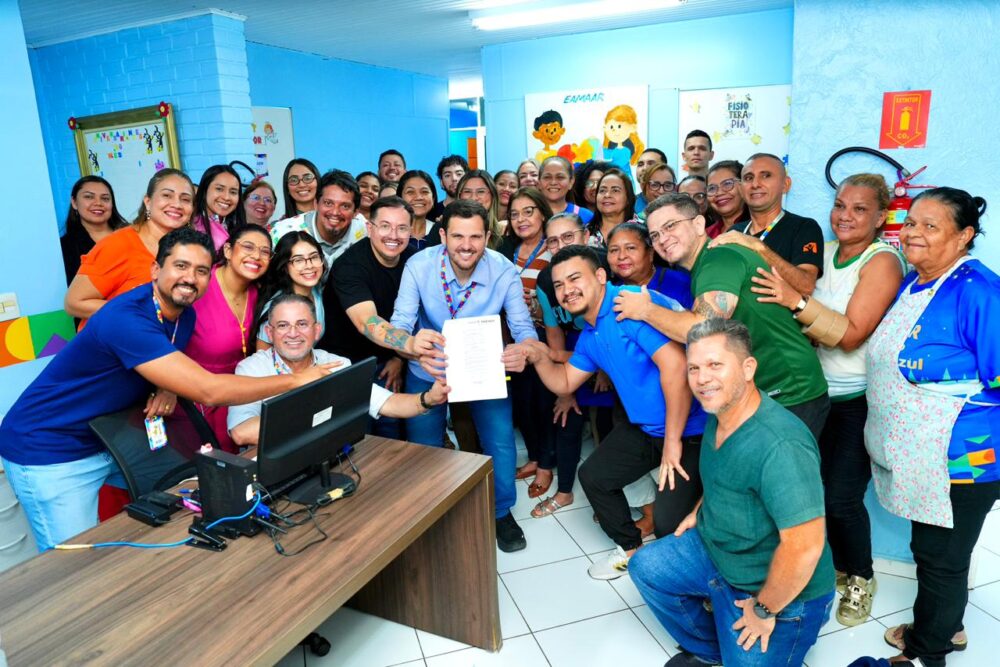 Prefeito sanciona lei que cria Fundação Municipal de Atendimento à Pessoa com Transtorno do Espectro Autista em Manaus