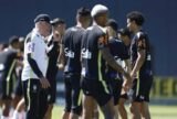 Ancelotti promove mudanças e observa novas opções em treino da Seleção nos EUA