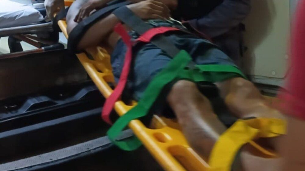 Homem ferido busca ajuda em comércio e desmaia após agressão na zona leste de Manaus
