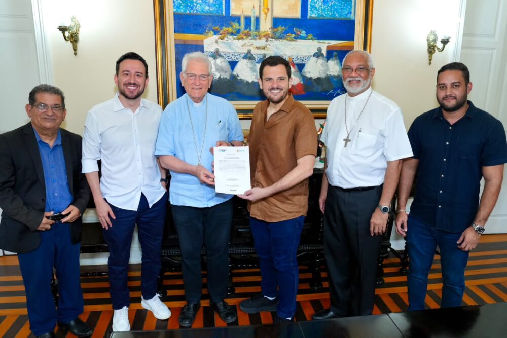 Prefeitura avança na regularização fundiária de áreas da Igreja Católica