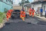 Colônia Terra Nova: Rua Serra do Rio Negro recebe operação ‘Tapa-Buracos’