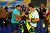 Prefeitura entrega 400 equipamentos de proteção a mototaxistas em Parintins
